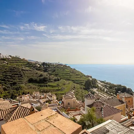 Tamango Hill, Villa Nerja