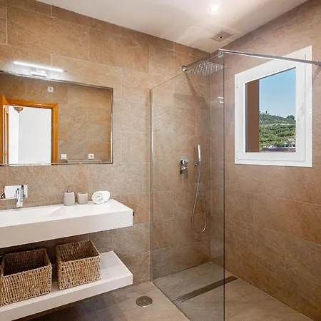 Vila Tamango Hill Private Pool Panoramic Views *