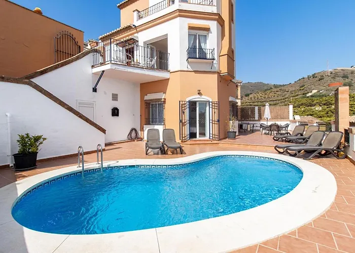 Tamango Hill Villa Private Pool Panoramic Views