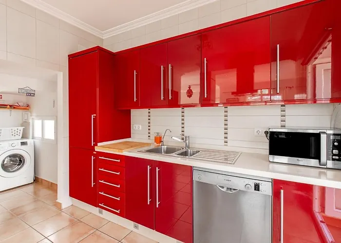 Tamango Hill, Villa Nerja