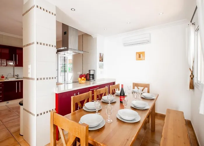 Tamango Hill, Нерха