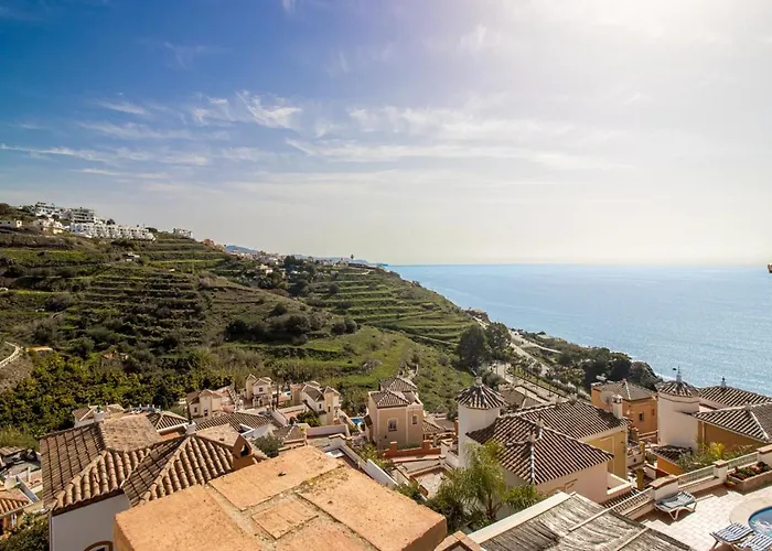 Tamango Hill, Villa Nerja
